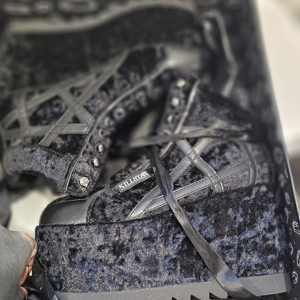 Killstar Black Velvet Boots Sneakers